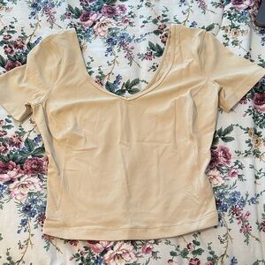 Lululemon Athletica Beige Short Sleeve Tee